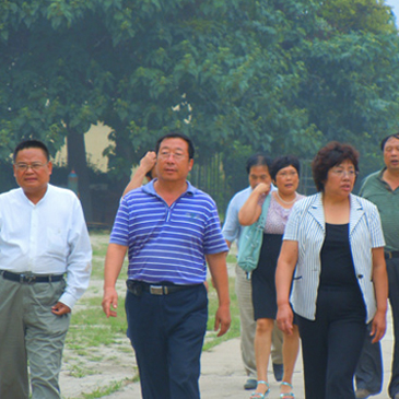 Zhao and Zang county magistrate visited the construction of concentrated juice