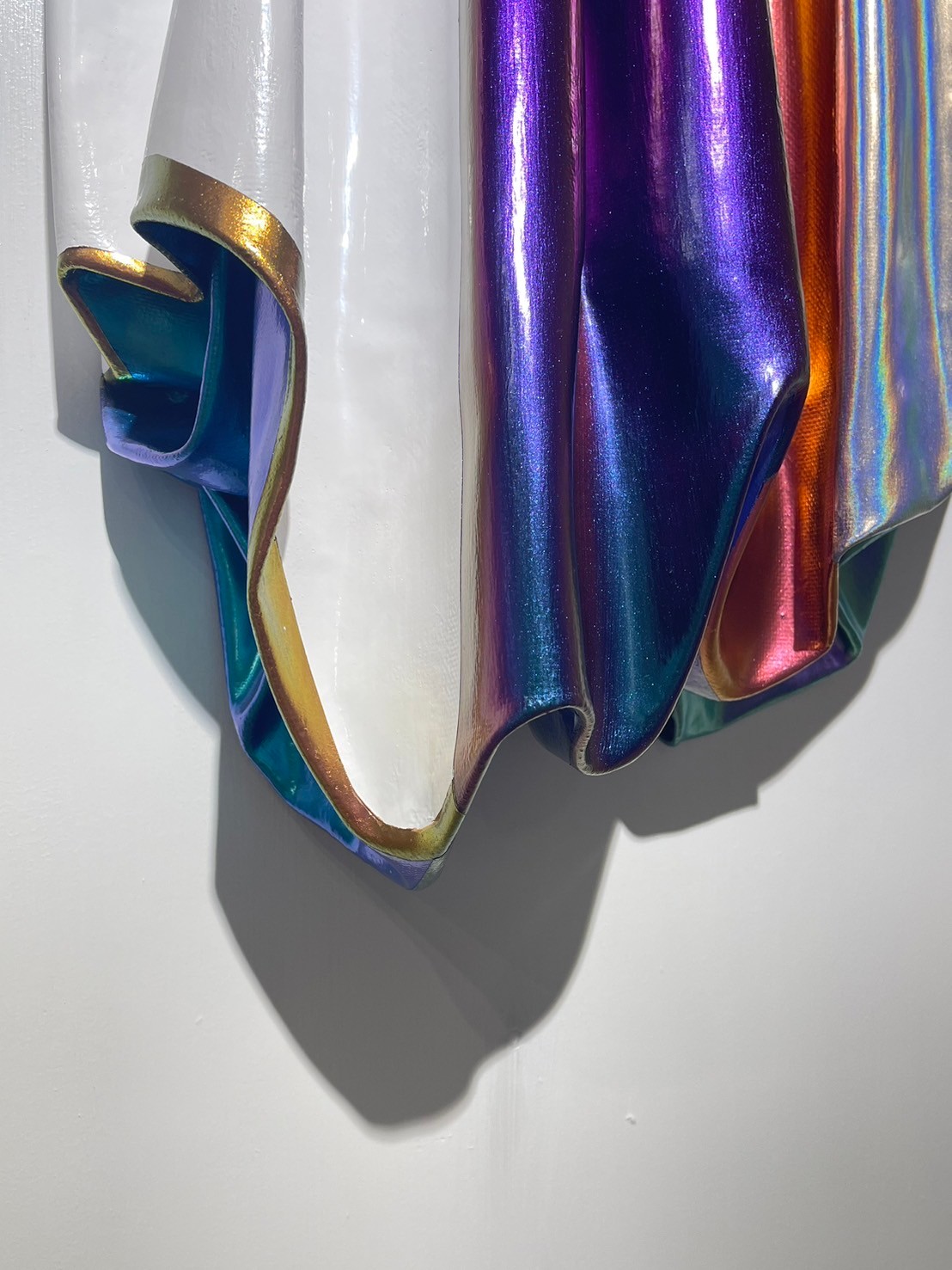 Pascal van der Graaf_P. Bernini_2024_67x38x28_Enamel and cyanoacrylate on canvas_5