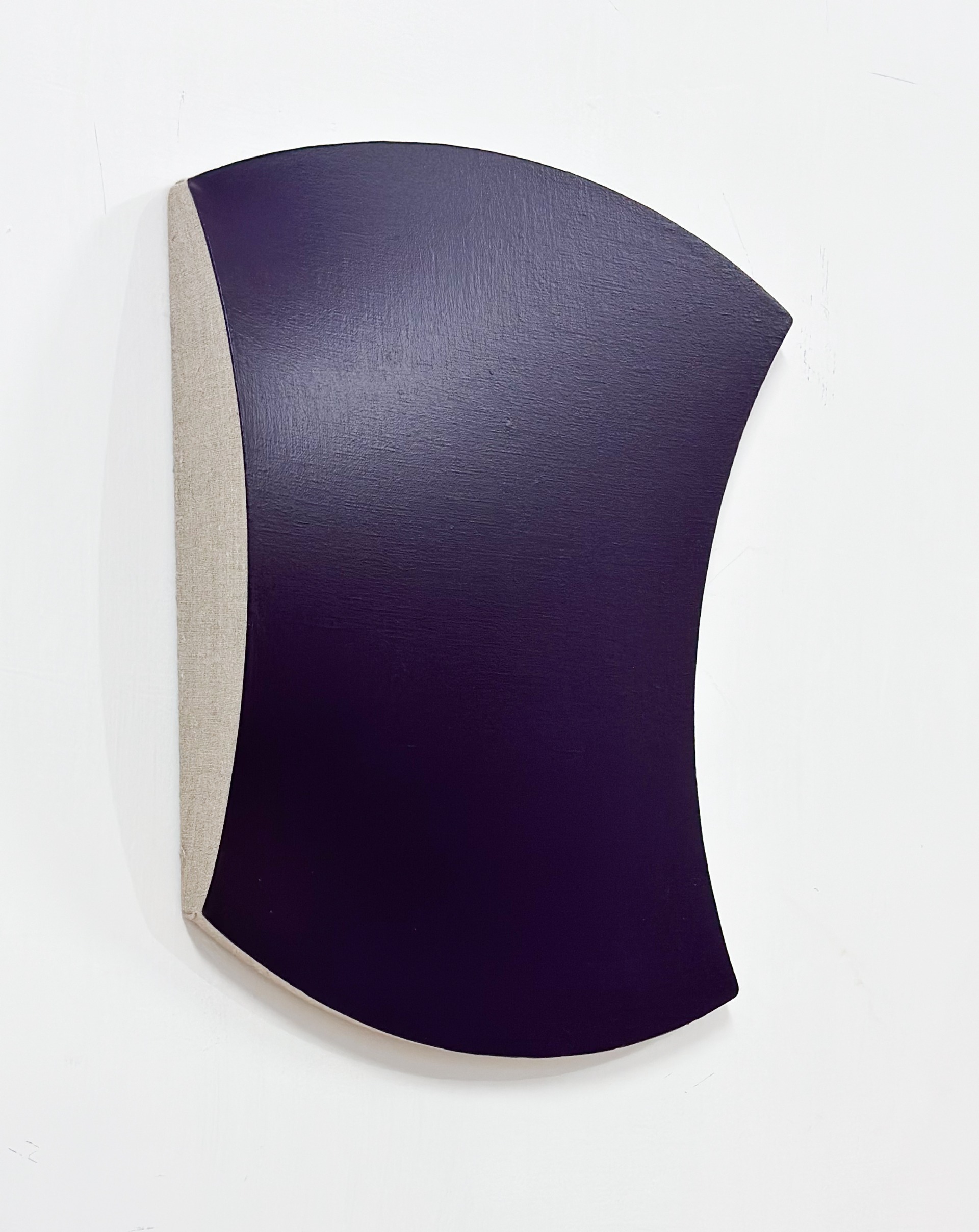 “Birth of violet” 2024, acrylics on linen, 46x36x7cm, 0,25