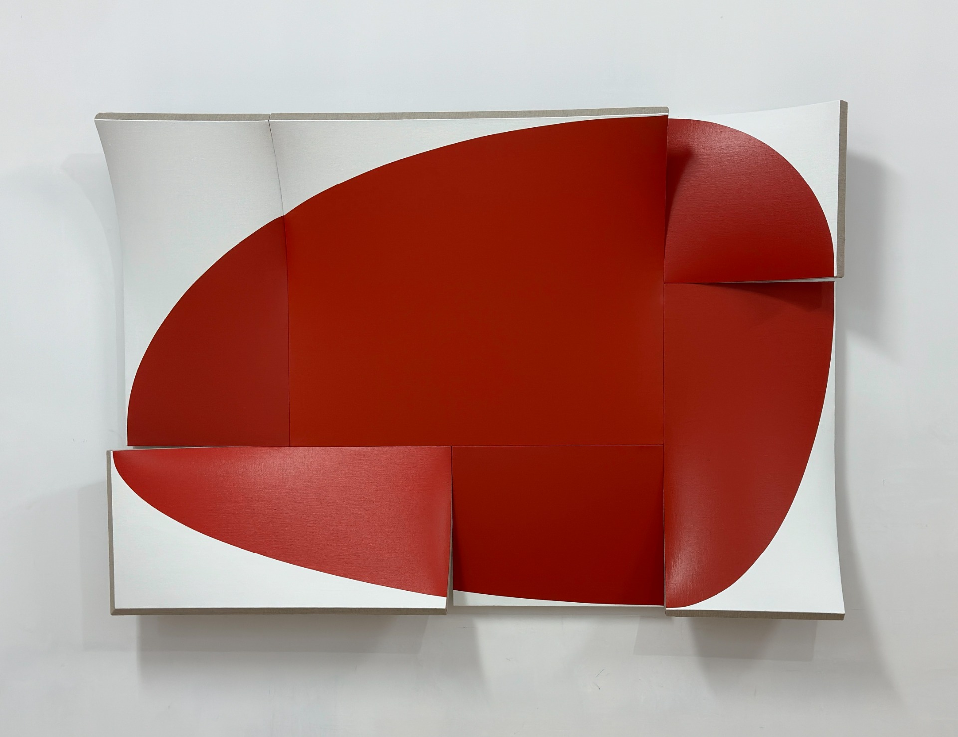 “Cubist Circle (Cuble)”, 2024, acrylics on linen, 150x105x15cm