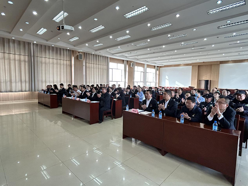 锡盟众兴物业管理有限公司工会第二届委员会第二次会员代表大会3