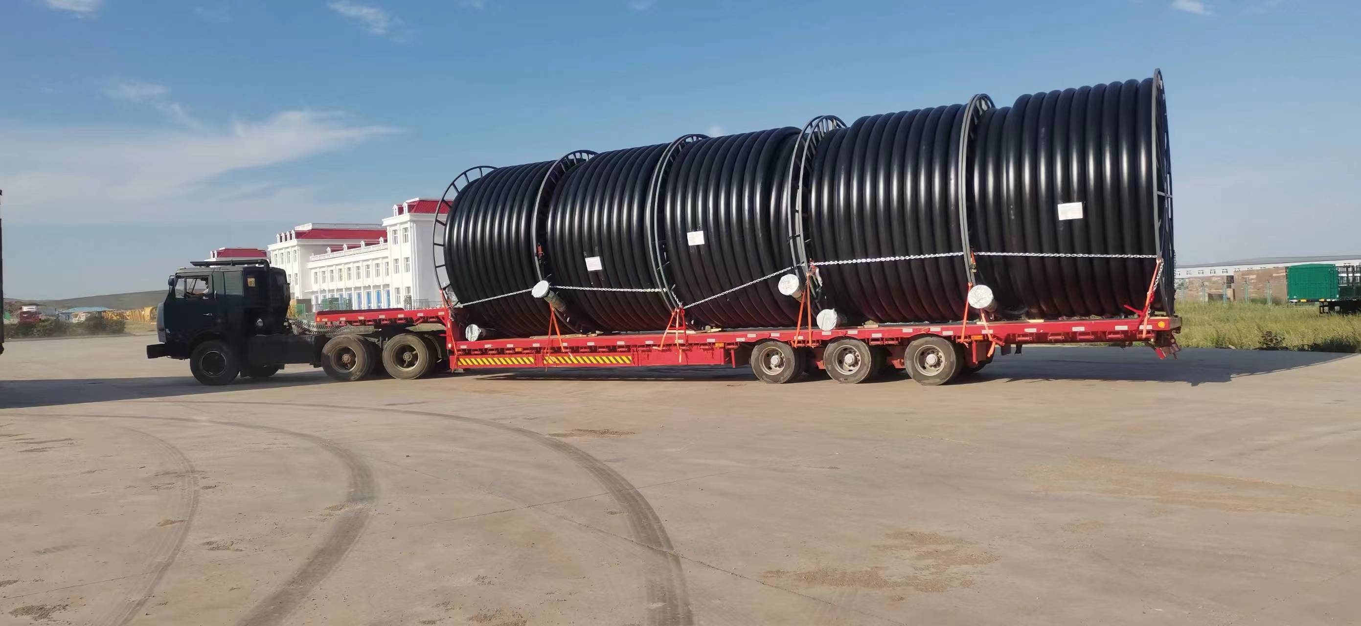 超限平板拖车运输