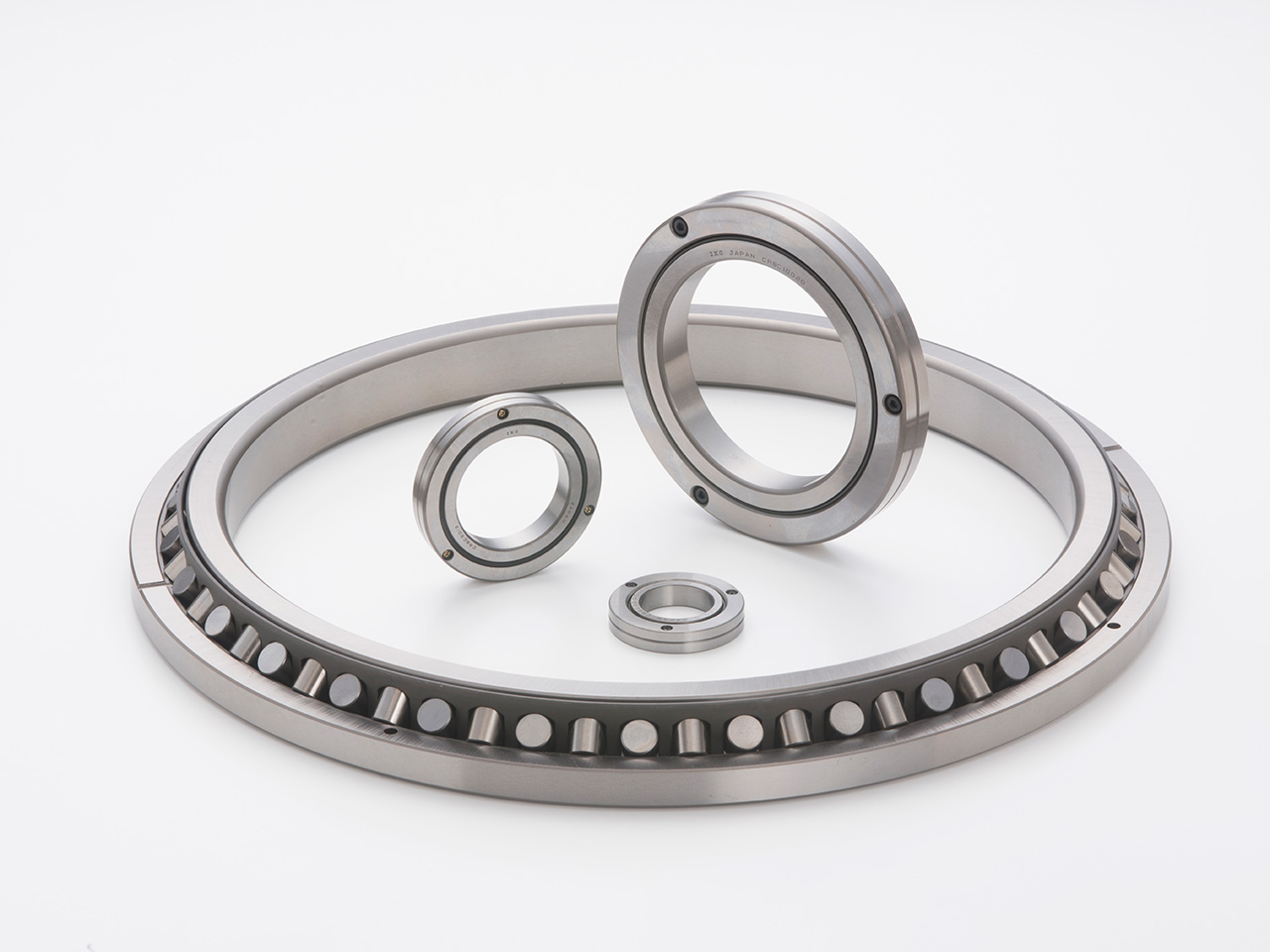 Roller bearings