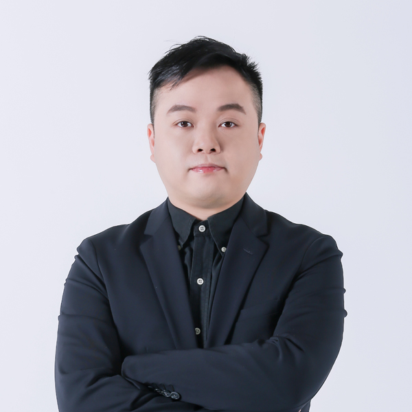 Luo Wei, Lawyer