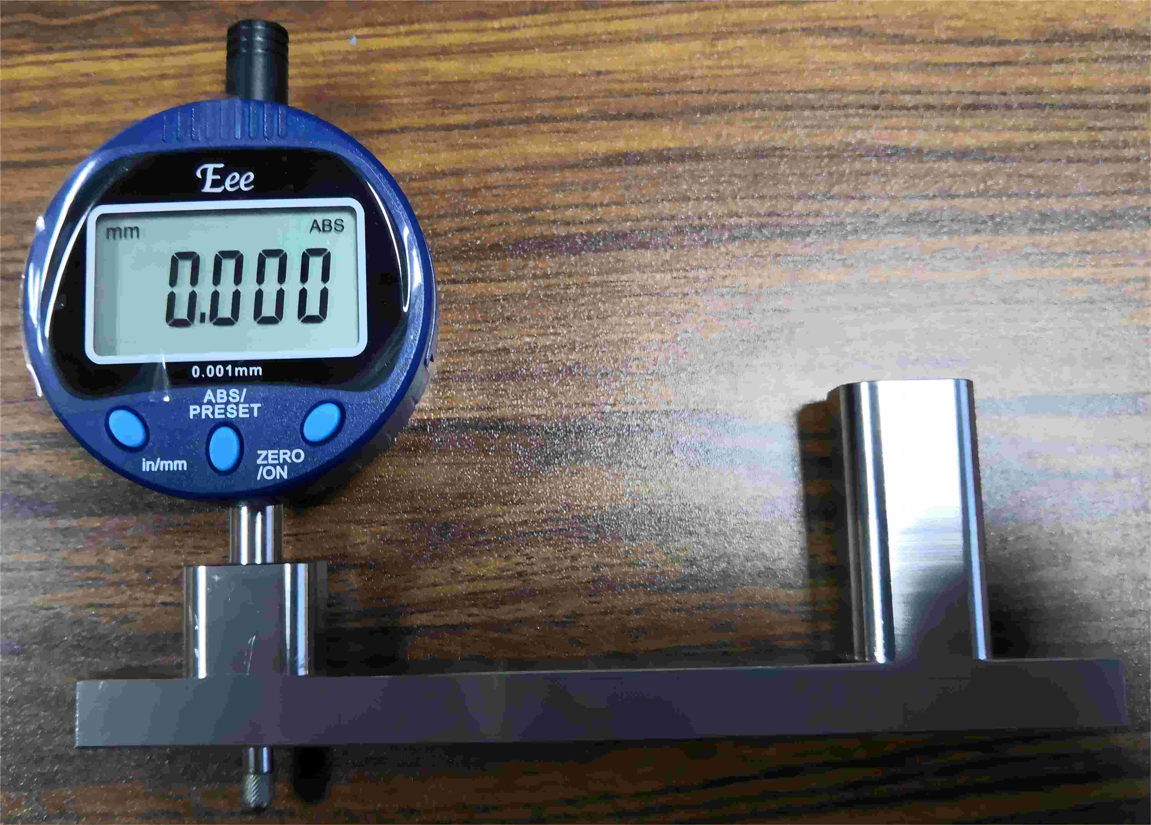 Coplanarity Tester for Softgel Machine Die Roll Shaft