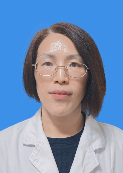 科 室： 药剂科
职 称： 执业药师
服务理念；用心做事，诚信做人；乐于奉献，患者至上。