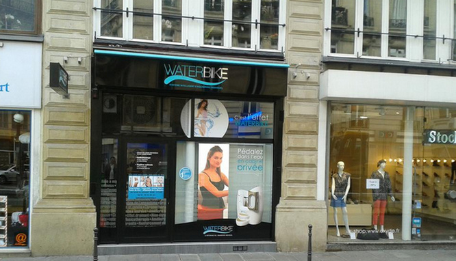 Project for shopping-window in France