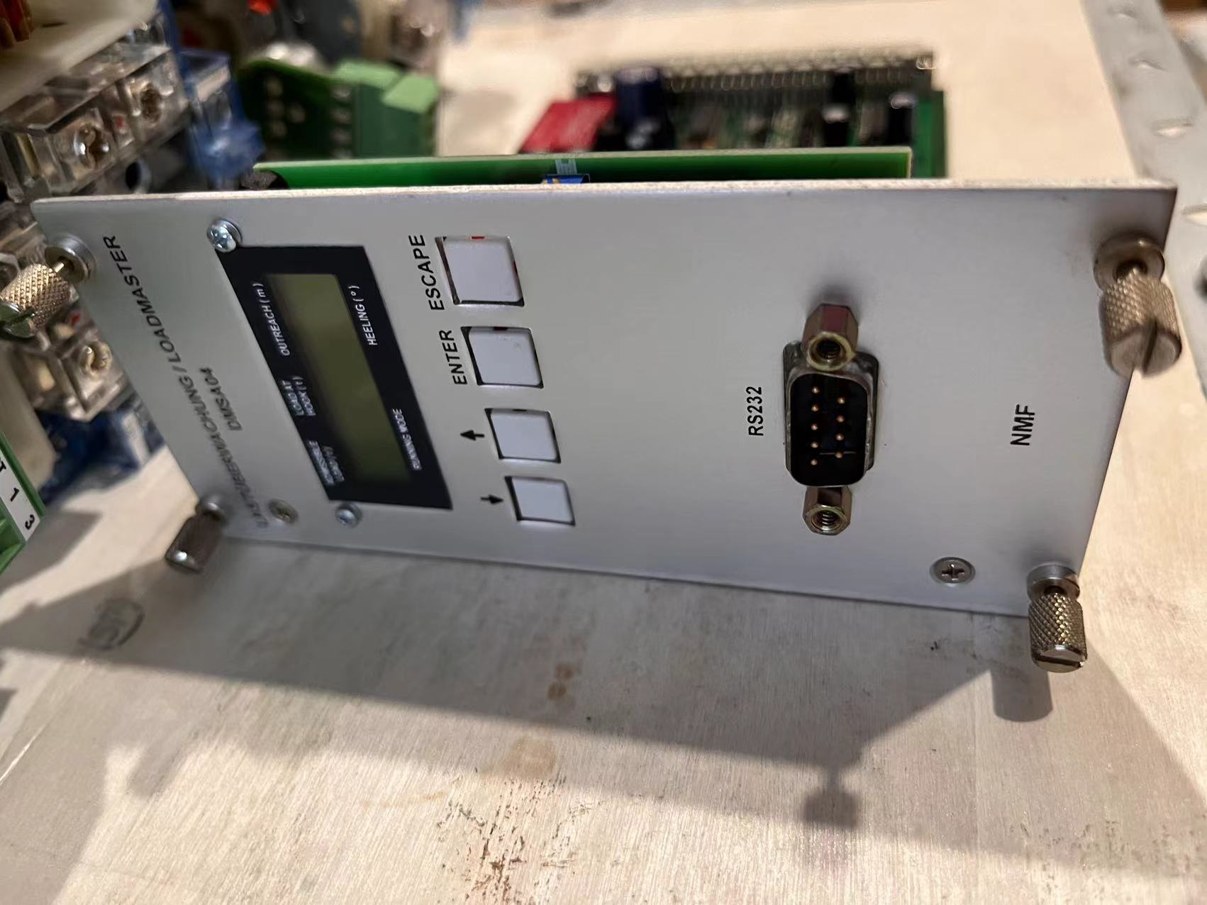 NMF 载荷控制器
