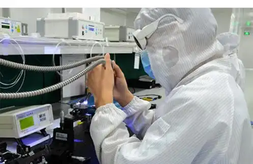 北京理工大学毕业，从事质量检验工作5年，是公司2023年度质量先进工作者荣誉获得者，经手整车质量检验18000台，发现和解决各种质量问题30起，解决生产线上质量控制问题30项，提出质量管理与可靠性控制合理性化建议130项，带领总装终检班组完成整车质量检验工作30000多辆。