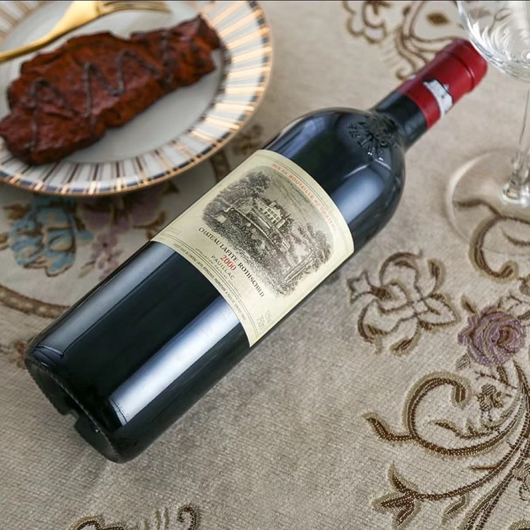 2000 Chateau Lafite Red Wine (France 1855 First-Class Estate)