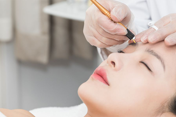 VTCT Level 4 Certificate in Enhancing Eyebrows with Microblading Techniques