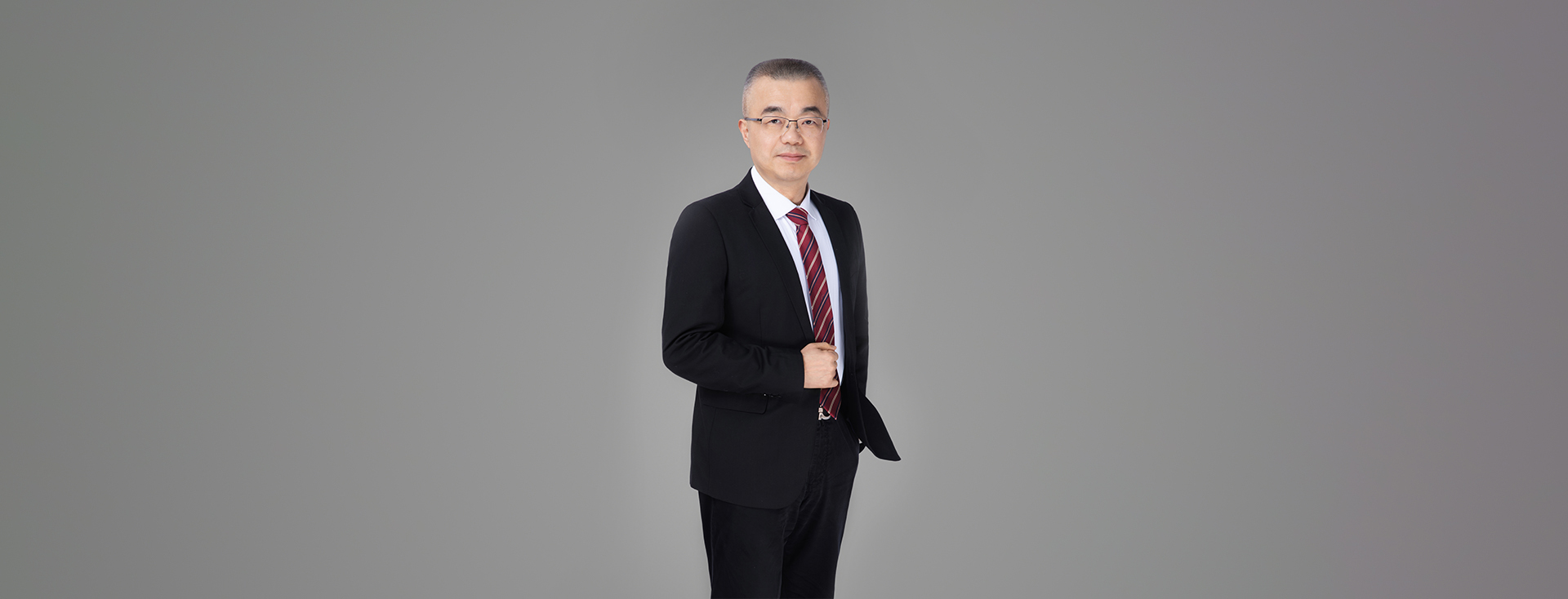 瞿碗平