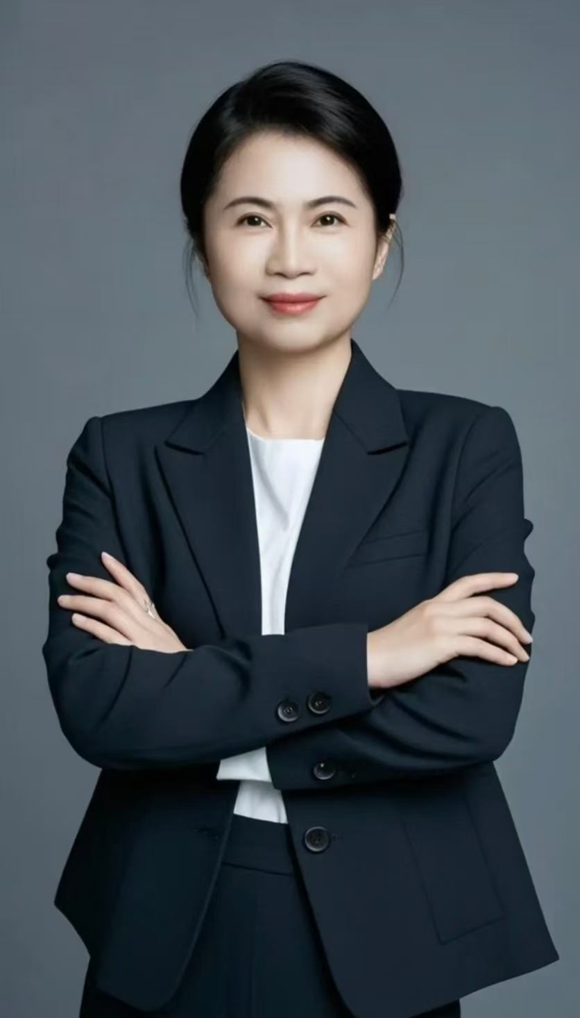 山东李琴国际创始人
从事出国行业三十年，地址不变，电话不变。诚信大于天宗旨不变