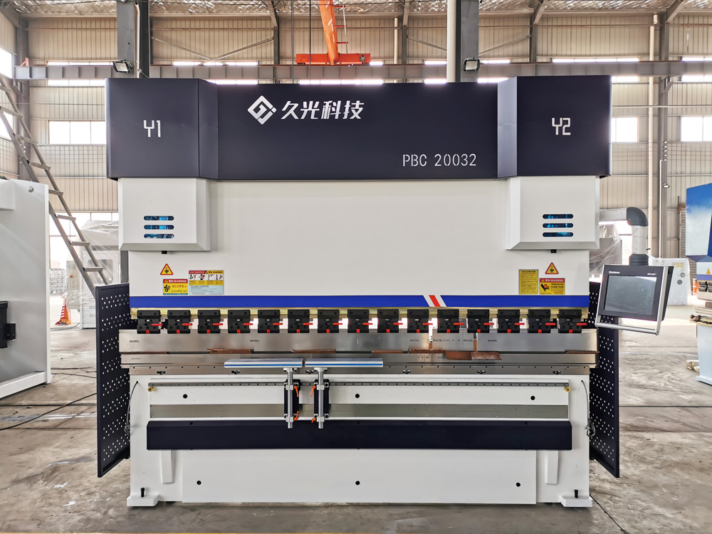 WE67K-200T/3200-DA58T-4+1