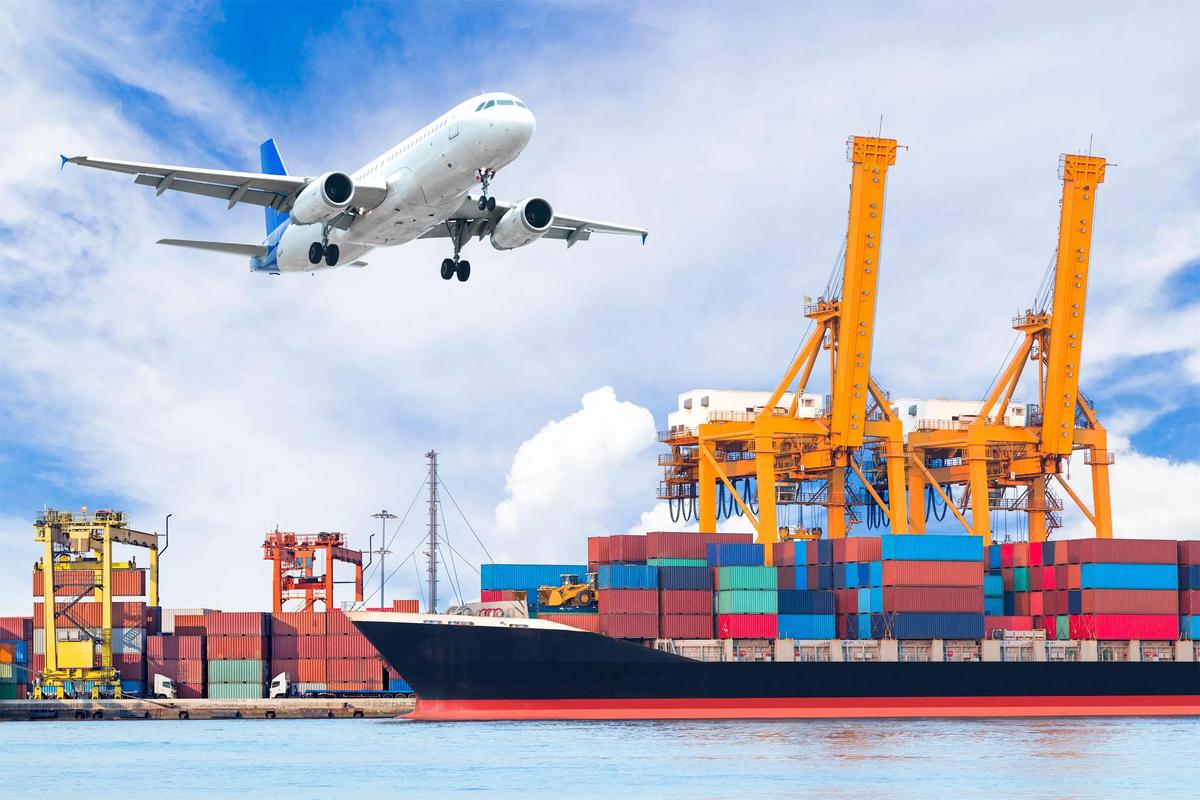 We offer competitive air shipping rates to US. Choose from a variety of trusted airlines, such as UPS, CA, and FedEx. We also provide specialized shipping services for off-gauge goods.