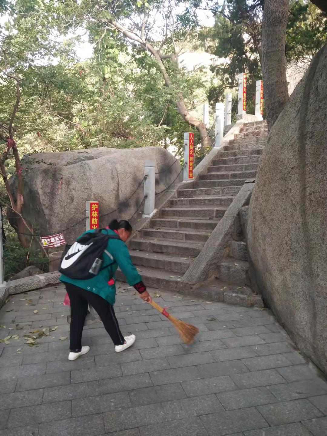 10192