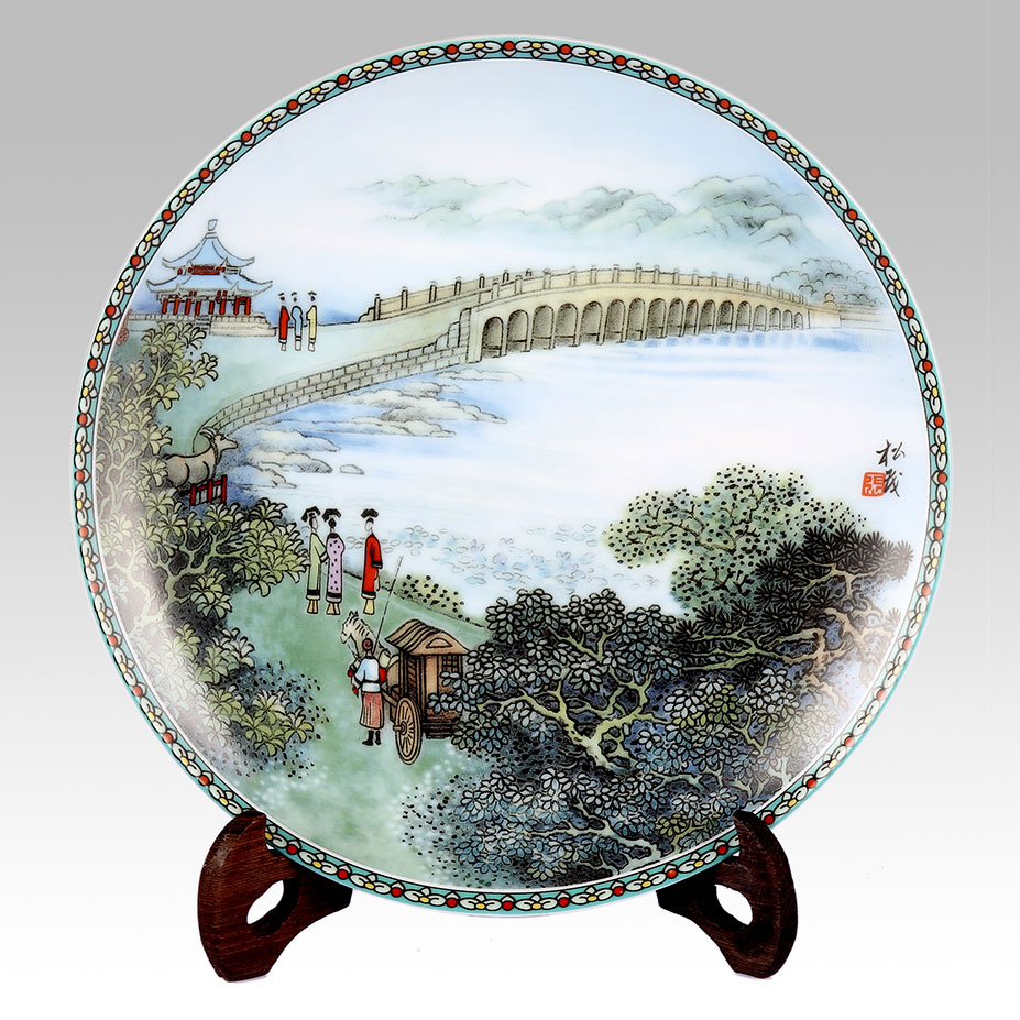 颐和园八景艺术彩盘 张松茂彩盘作品价格
