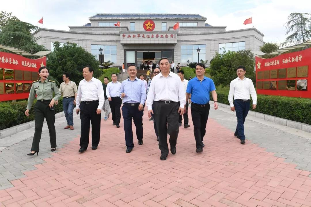 宋志平到江西于都南方万年青调研并与江西省委常委、赣州市委书记李炳军会晤