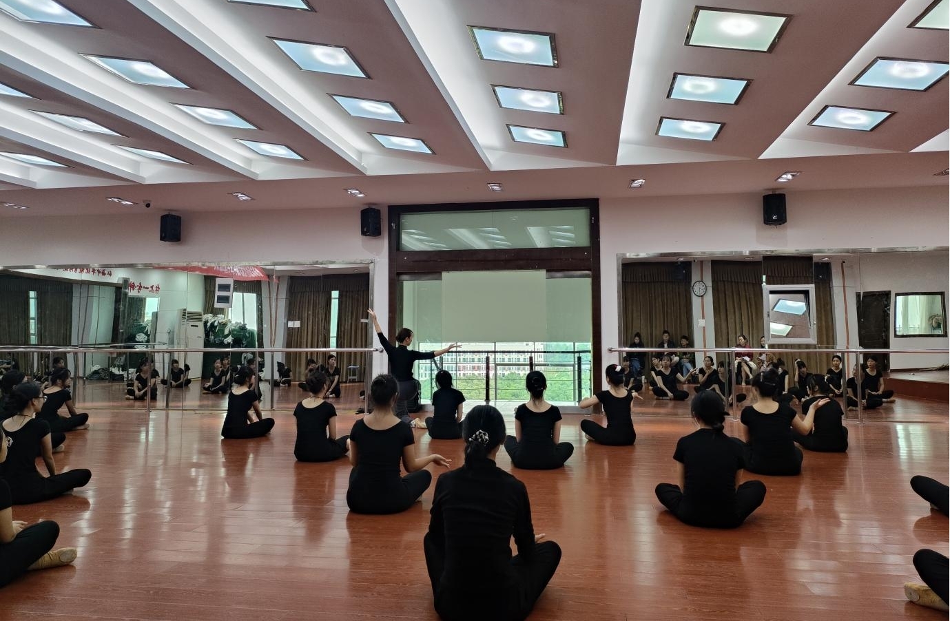 图片5_20251024_17612754131801590