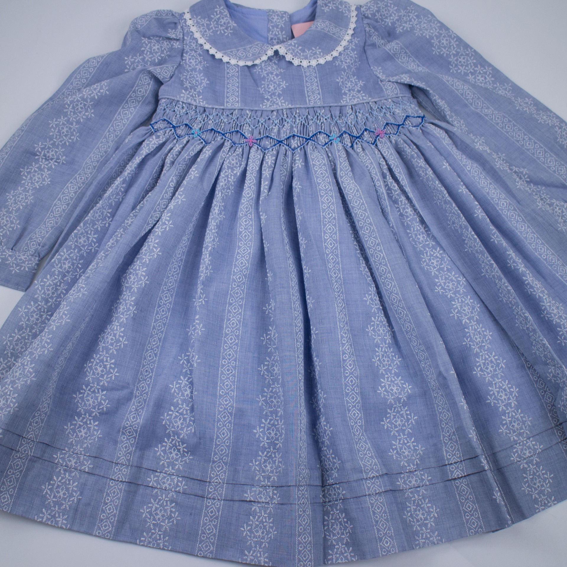 handmade wholesale smocked dresses cute autumn Blue and purple snowflake ethnic style round neck long smocking dress
