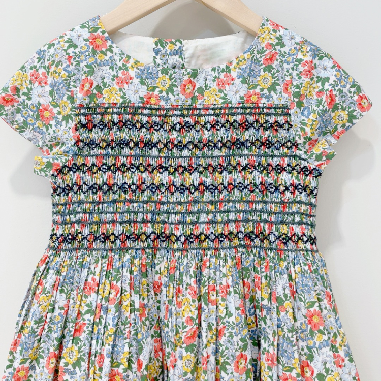 Designer brand children's clothing 2022 summer girls cotton green floral smocking dress French dress skirt