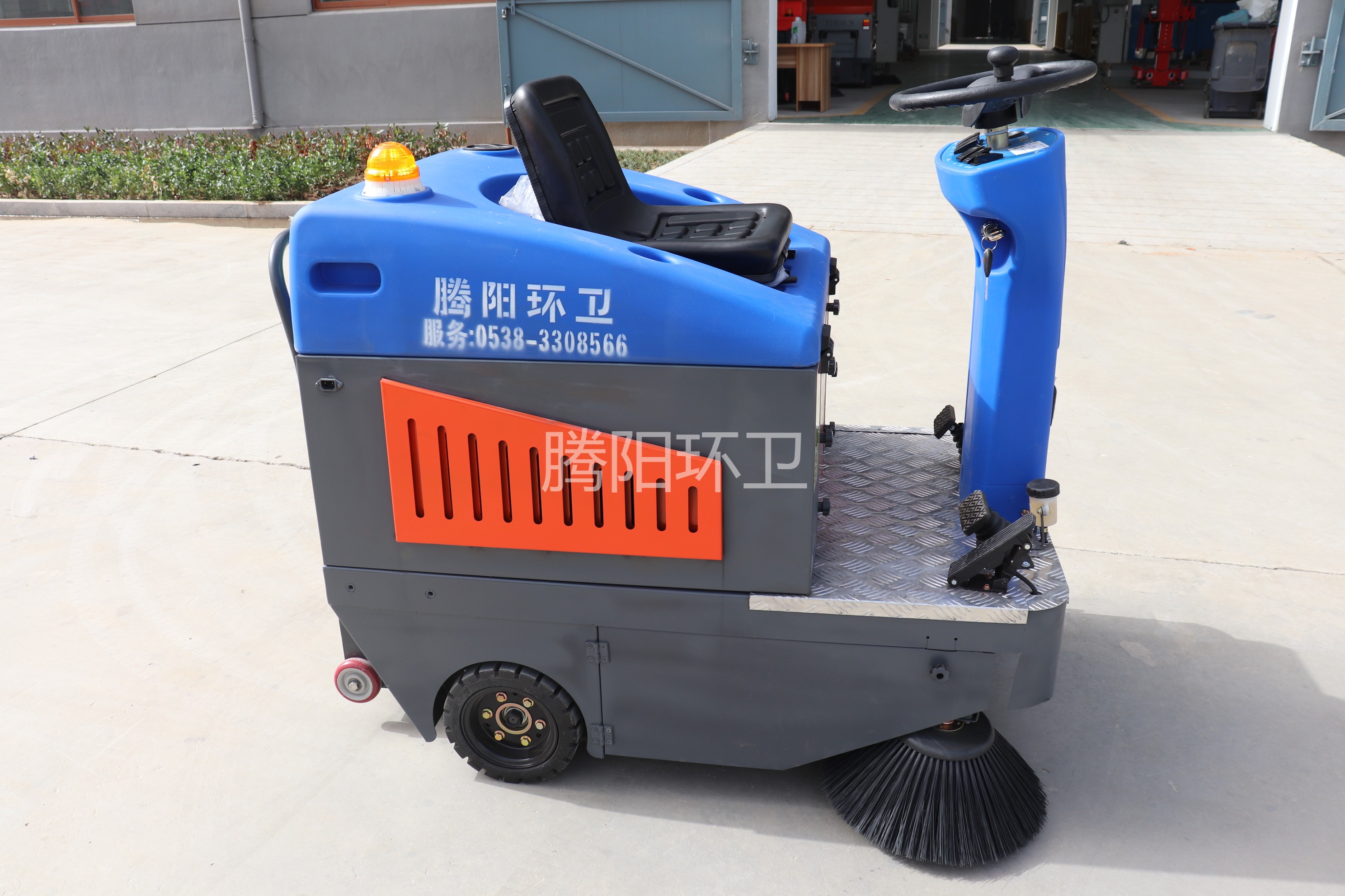 腾阳驾驶式扫地车常见问题与处理方法