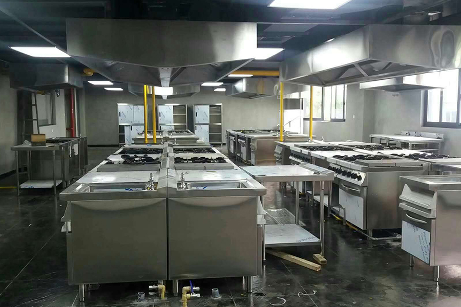 如何保养餐具消毒设备