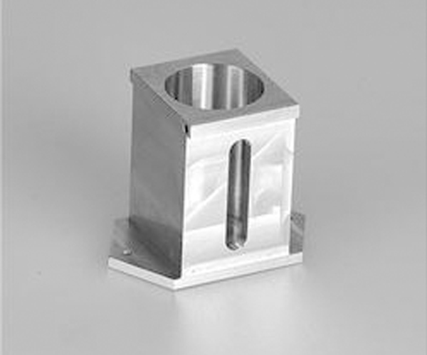 機器人小批量機加工案例