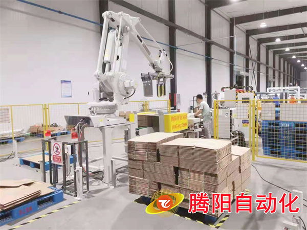 码垛机器人在纸箱纸板生产线中的重要作用
