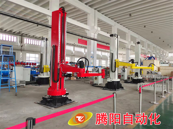 立柱机器人码垛机帮助中小企业实现生产自动化无人化