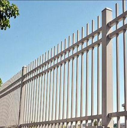 三杆18锌钢护栏工程展示 1米八
