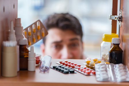 1641630830842858.jpg ways-to-properly-store-medication.jpg