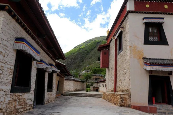 四川藏语佛学院阿坝分院建设项目