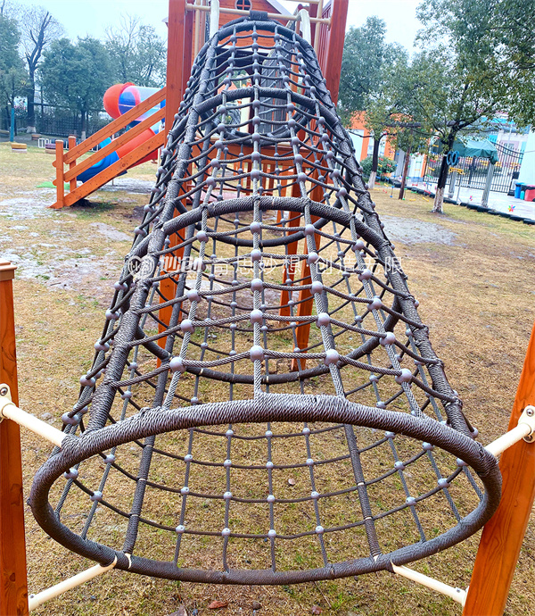 1645775809245ed801cad335ed4e7