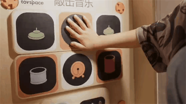 去不了快乐星球，那就去科技馆里探索吧！