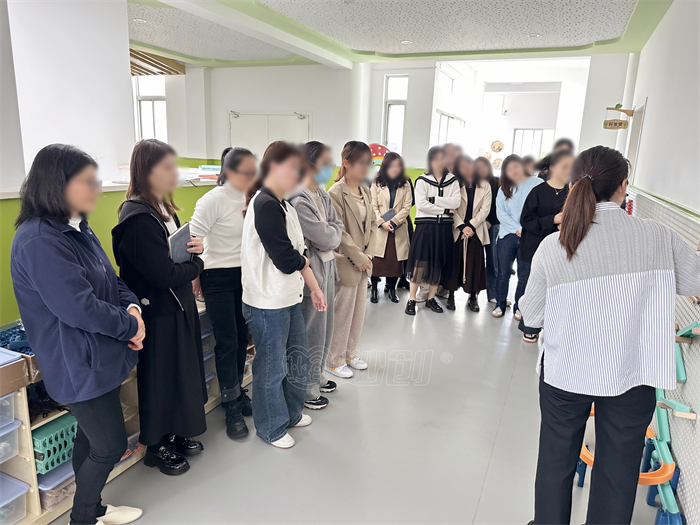 008_20240412_17129025074585810