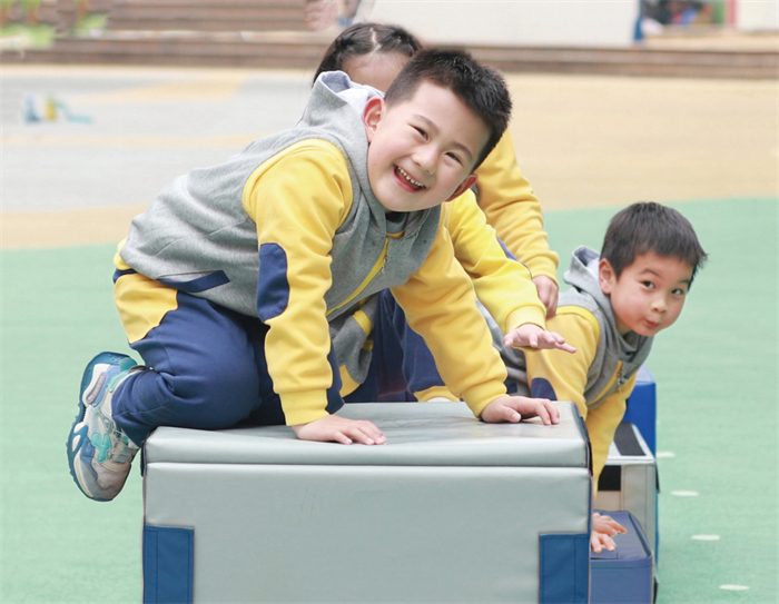 001_20240606_17176381820127400