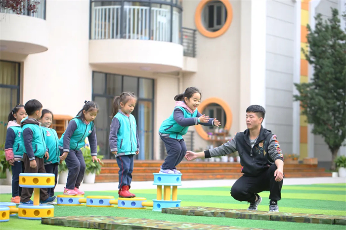 010_20241012_17287109994611100