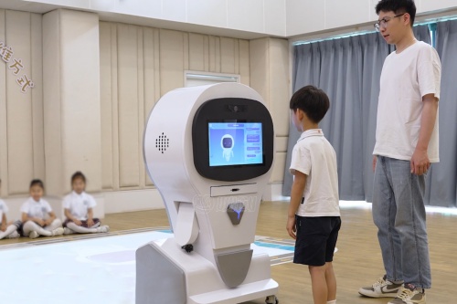 当童年遇见魔法：AI小智在孩子们心田种下彩虹