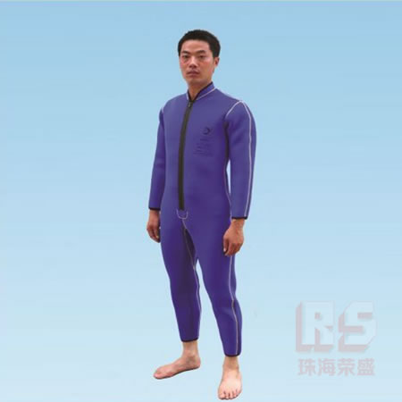 湿式潜水服