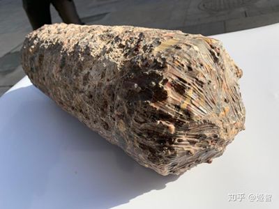 为什么部分陨石进入大气层时会变成锥形，科学实验给出答案