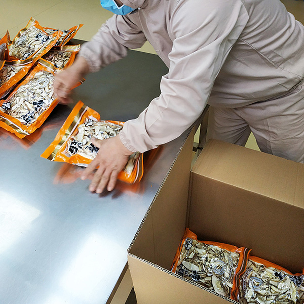 福井食品公司规范的装箱操作流程，保证产品的包装、装箱和标识符合规定要求。