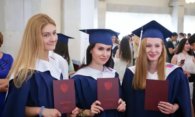全国服装设计学校排名（国内服装设计学校哪家好）