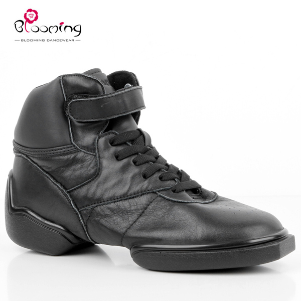 1101 High-cut leather dance sneaker
