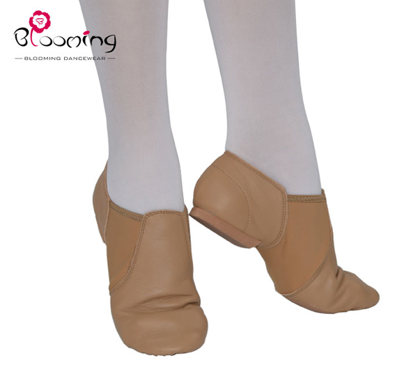 12001 Tan Neoprene tan leather slip-on jazz shoes