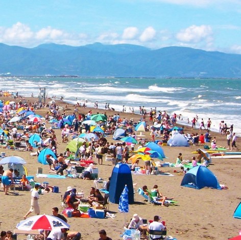 The Ishikari Asobeach (Ishikari Bay Beach) is a beach swimming destination popular with Sapporo locals, located just 40 minutes by car from central Sapporo in Ishikari City.