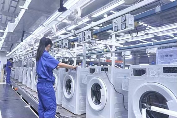 家電の“智”を探索して新しい道を作る，協力が力点である