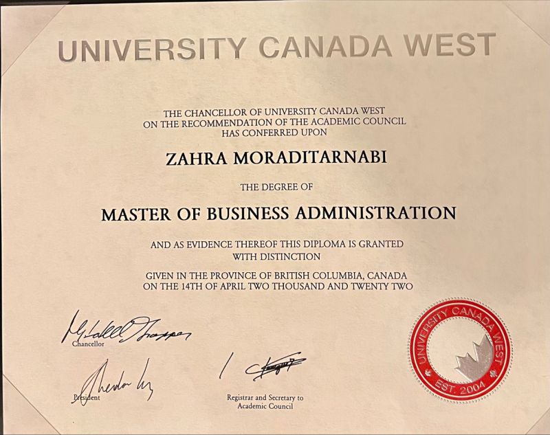 影视业用工怪状：演员泛滥，服化道具科班人才告急