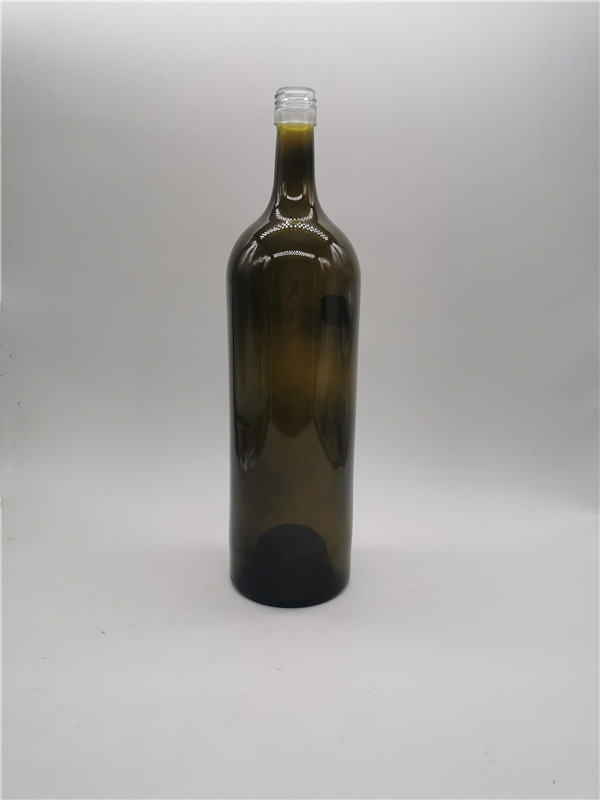 1.5L Claret wine bottle scew cap