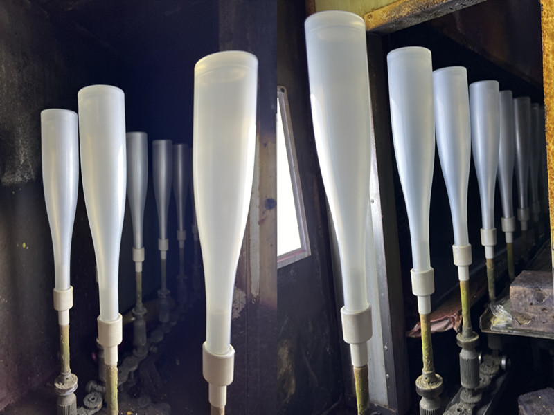 It's also called “transfer”, representing the image that is printed separately and then removed from its backing paper to be applied
to the final product. This unique manufacturing process uses special pigments called ceramic oxides that, when fired in a kiln (580° - 620° Celsius), permanently bond with